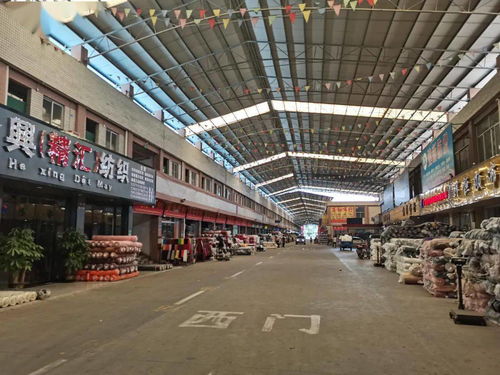 住城中村的散装女主播 咨询策划服务的生存指南